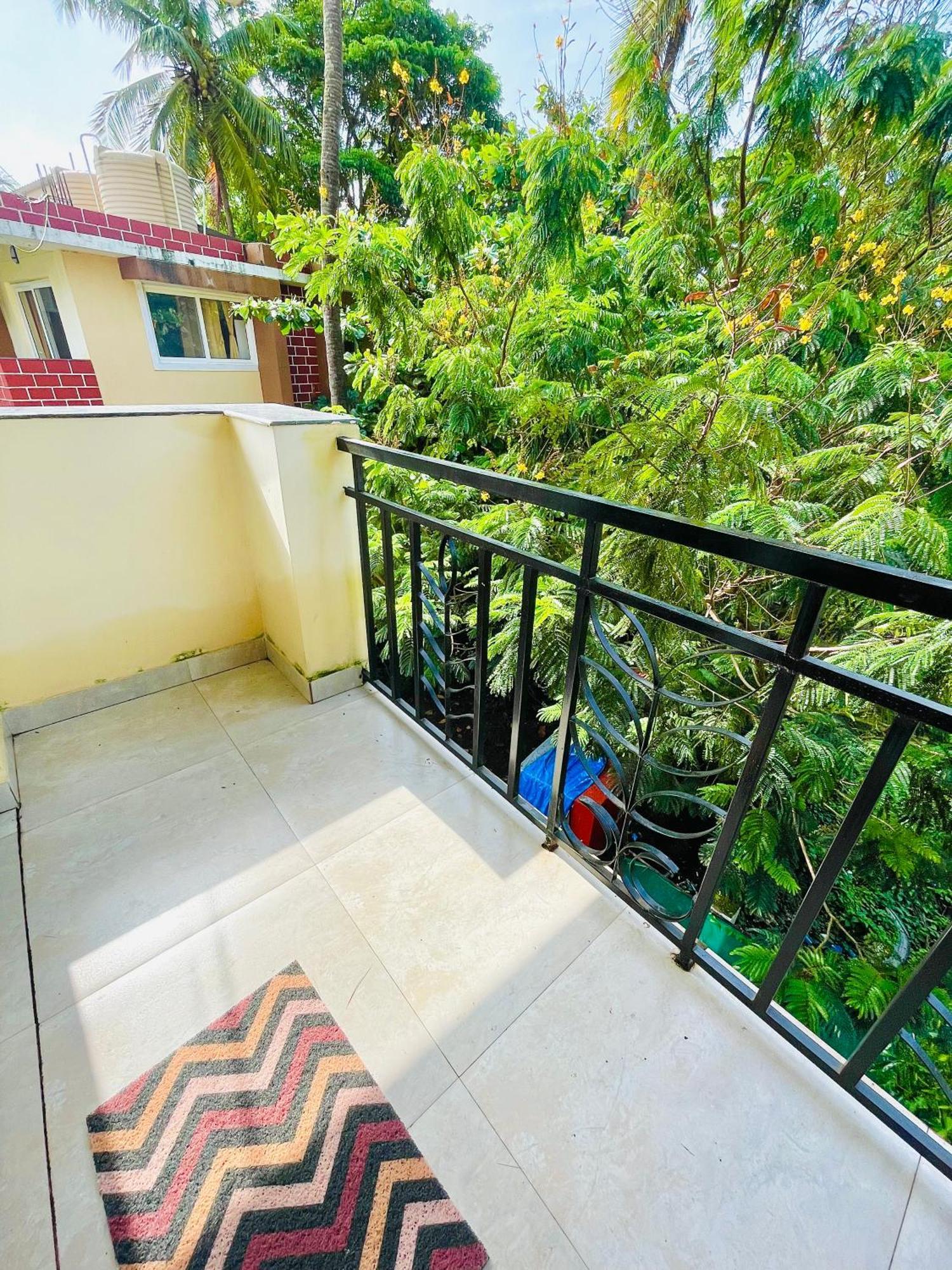 Sea Breeze 1 Bhk Apartment A12 Calangute,North Goa Nagoa Exteriér fotografie